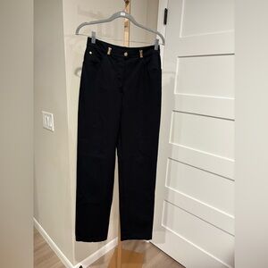 St John Sport Size 4 Black Trousers. Pre Owned Excellent Condition.